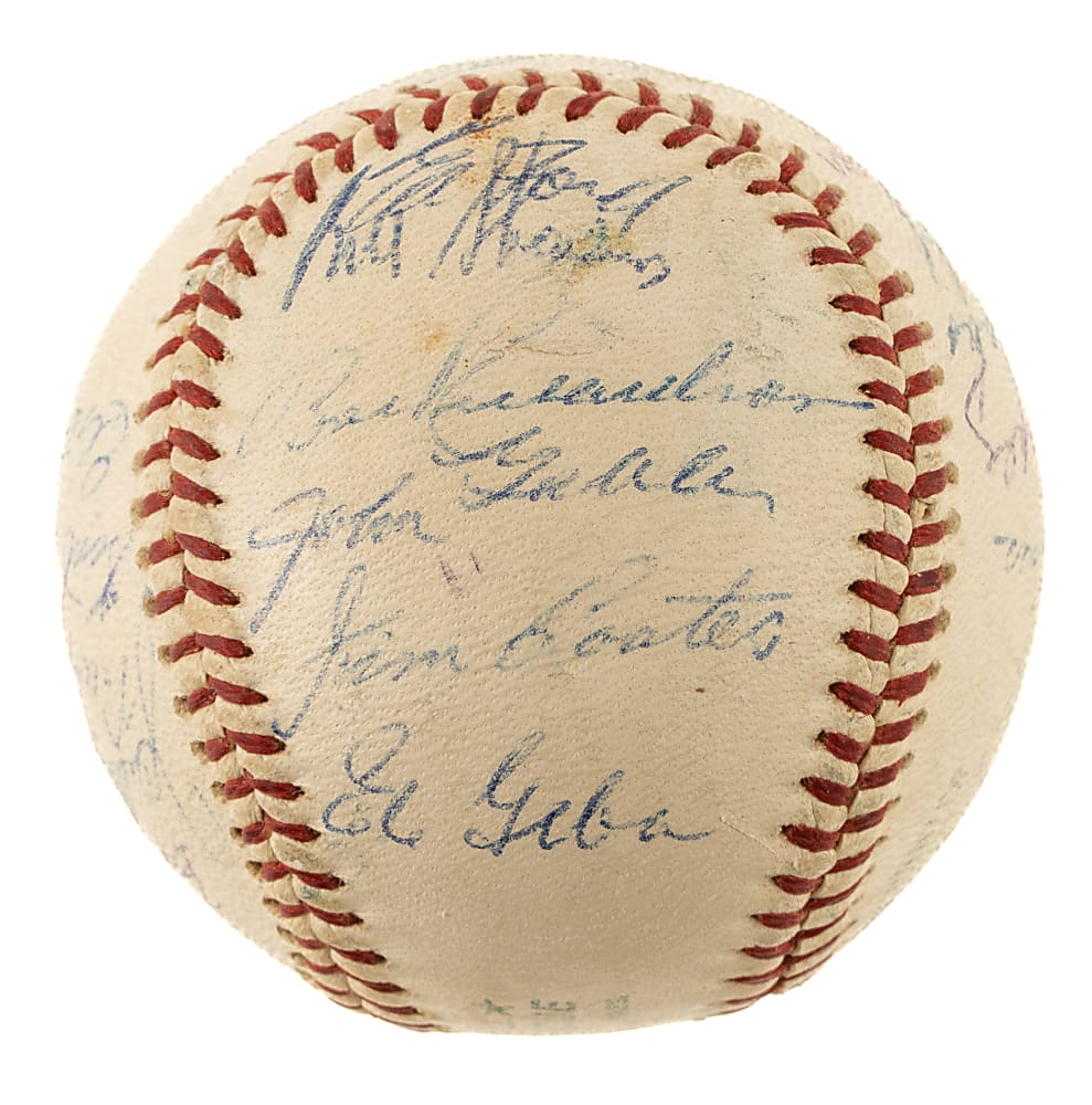 1960 New York Yankees American League Champions Team-Signed Baseball with Roger Maris and Yogi Berra - JSA