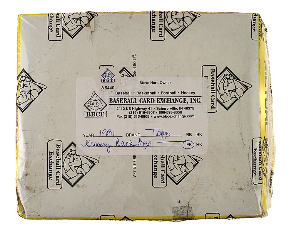 1981 Topps Football Unopened Grocery Rack Pack Box (24 Packs) - BBCE