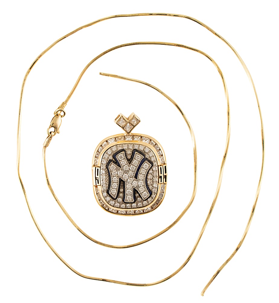 1999 New York Yankees World Championship Pendant
