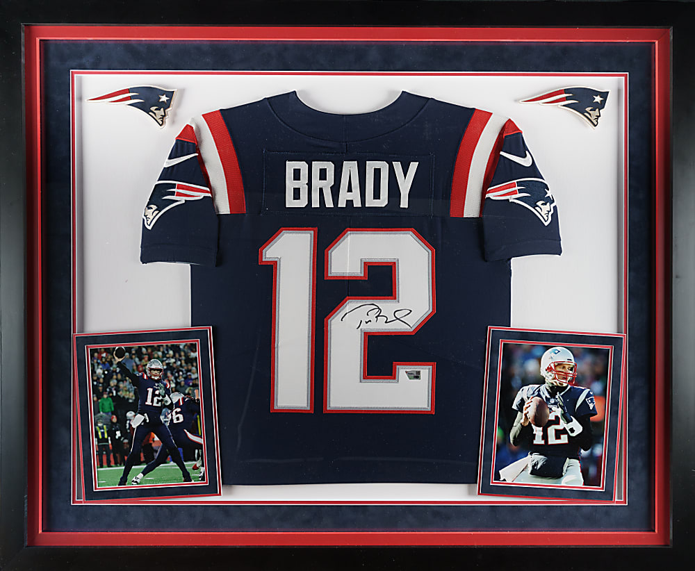 Tom Brady Signed New England Patriots Jersey in Framed Display - Fanatics