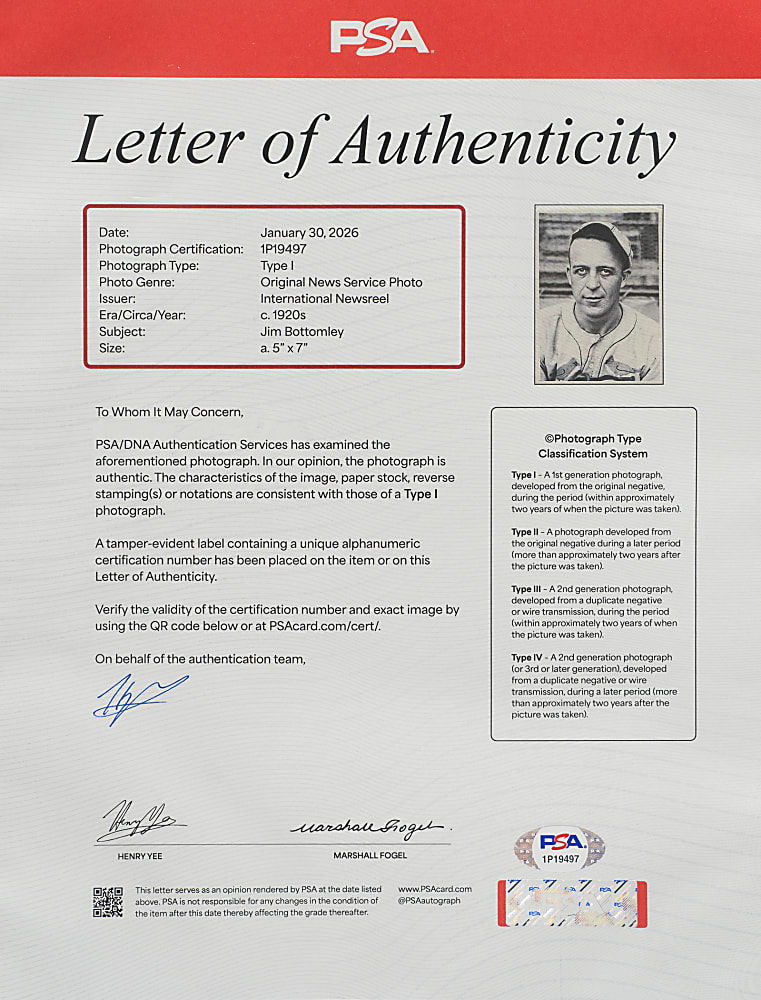 Circa 1920s Jim Bottomley Original International Newsreel Photograph PSA/DNA Type I - Image Used for 1933 R300 George C. Miller Card