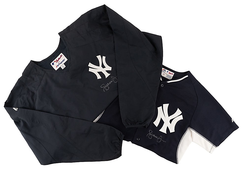 2011-2012 Andruw Jones New York Yankees Signed Worn Batting Practice Jersey and Windbreaker Pair