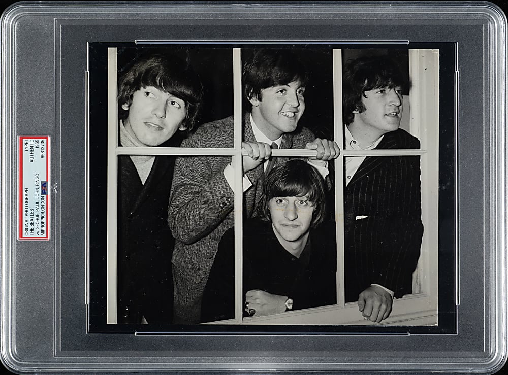 1965 The Beatles Original Mirrorpic London Photograph PSA/DNA Type I