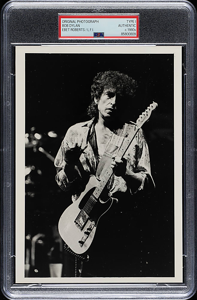 Circa 1980s Bob Dylan Original Ebet Roberts London Features International Photograph PSA/DNA Type I