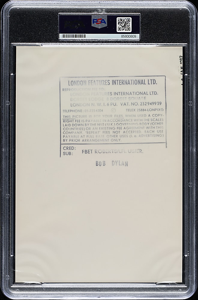 Circa 1980s Bob Dylan Original Ebet Roberts London Features International Photograph PSA/DNA Type I