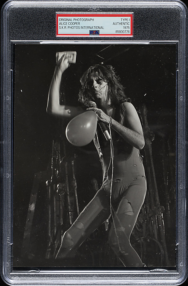 1975 Alice Cooper Original S. K. R. Photos International Photograph PSA/DNA Type I