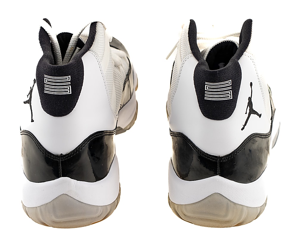 Michael Jordan Signed Nike Air Jordan 11 Concord Sneakers - Upper Deck and JSA
