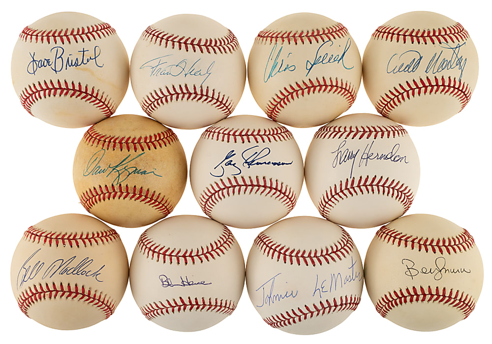 1970s San Francisco Giants Infielders and Outfielders Single-Signed Baseball Collection (17) Including Maddux, Clark, Matthews, and Kingman