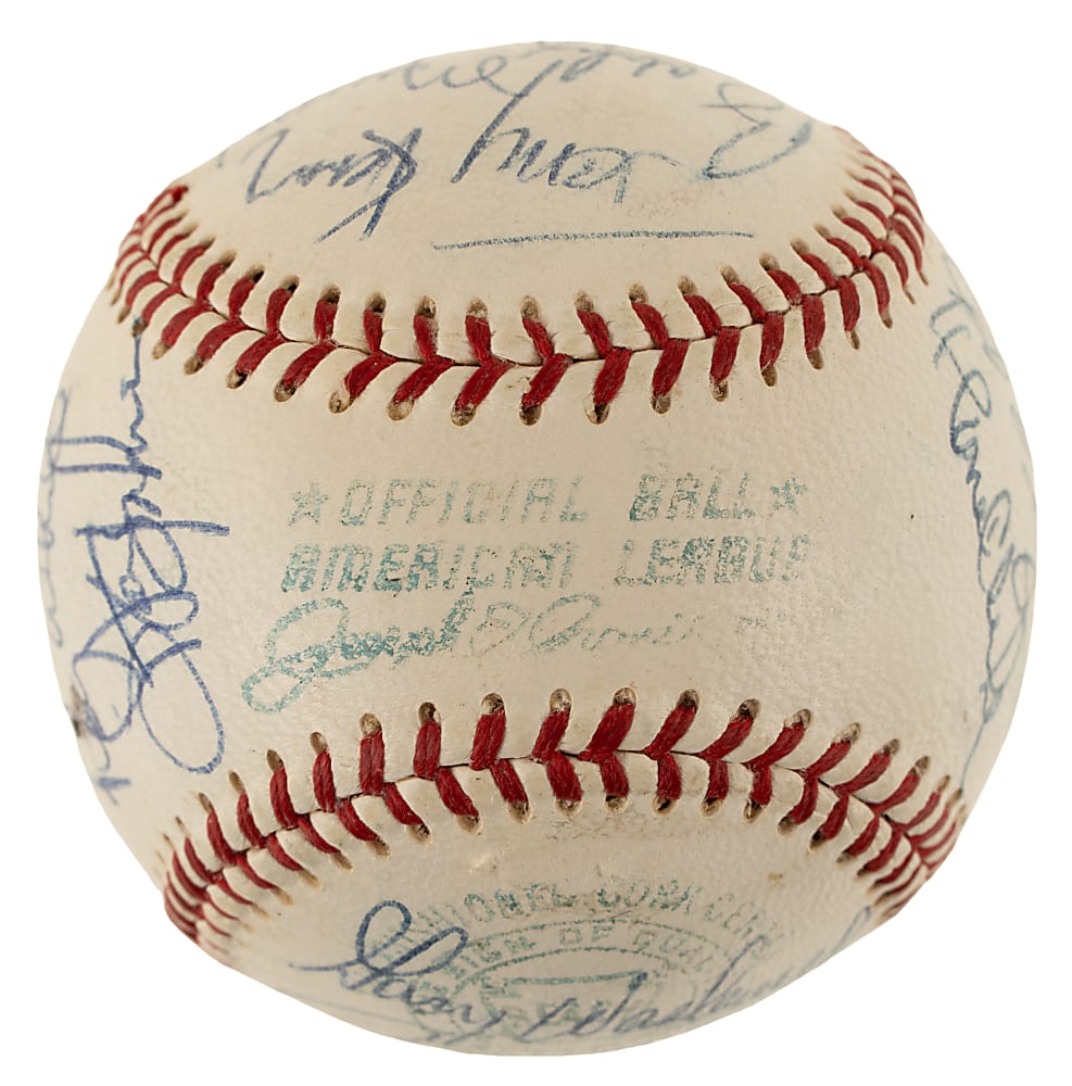 1970 New York Yankees Team-Signed Baseball with Thurman Munson - JSA