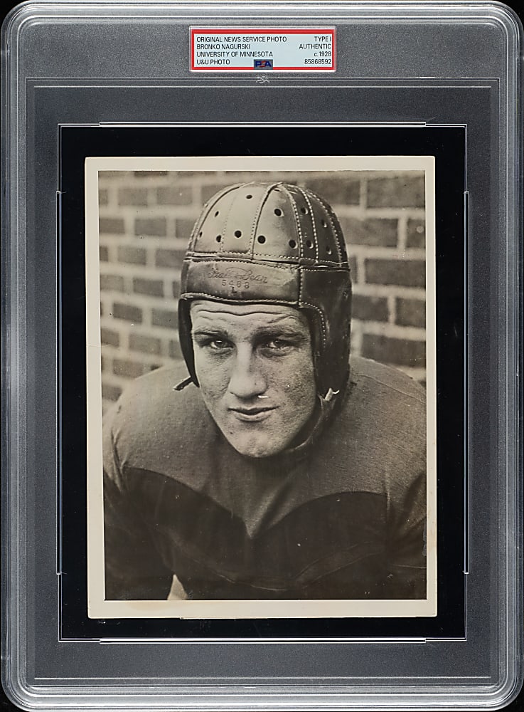 Circa 1928 Bronko Nagurski University of Minnesota Original Underwood & Undwood Photograph PSA/DNA Type I
