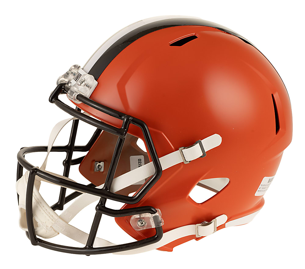 Myles Garrett Signed Cleveland Browns Helmet - Beckett