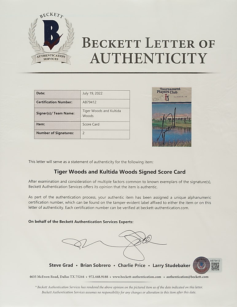 Tiger Woods and Kultida Woods Signed Score Card - Beckett