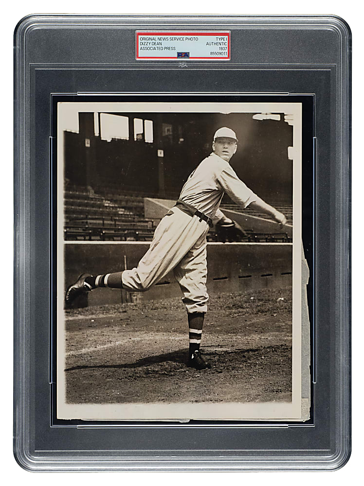 1937 Dizzy Dean Original Associated Press News Service Photograph PSA/DNA Type I
