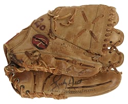 1974 Bucky Dent Chicago White Sox Signed Game-Used Glove - PSA/DNA - New York Yankees Coach's Provenance