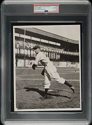 1934 Carl Hubbell Original World Wide News Service Photograph PSA/DNA Type I