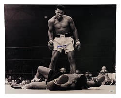 Muhammad Ali Signed Photograph - JSA