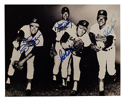 1971 Baltimore Orioles 20-Game Winners Multi-Signed Photograph with Jim Palmer