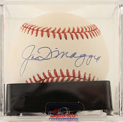 Joe DiMaggio Single-Signed Baseball PSA/DNA MINT 9