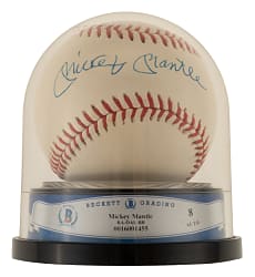 Mickey Mantle Single-Signed Baseball Beckett NM-MT 8