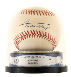 Willie Mays Single-Signed Baseball Beckett MINT 9