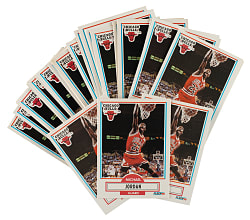 1990-1991 Fleer Basketball #26 Michael Jordan Collection (33)