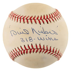 Phil Niekro Single-Signed Baseball with "318 Wins" Inscription - Beckett