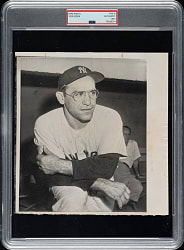 1957 Yogi Berra Vintage Wire Photograph PSA/DNA Type III
