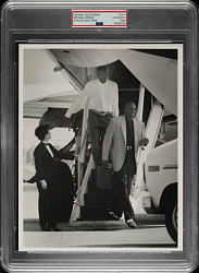 1992 Michael Jordan Original Chicago Sun Times Photograph PSA/DNA Type I - Bulls Arrive Home Before Game 6 of 1992 NBA Finals