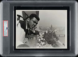 1966 Cassius Clay (Muhammad Ali) Original United Press International Photograph PSA/DNA Type I