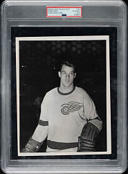 Circa 1940s Gordie Howe Rookie-Era Original ACME Newspictures Photograph PSA/DNA Type I