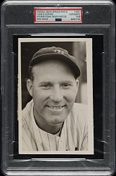 1939 Red Ruffing Original International News Service Photograph PSA/DNA Type I - Image Used for 1941 R330 Double Play Card
