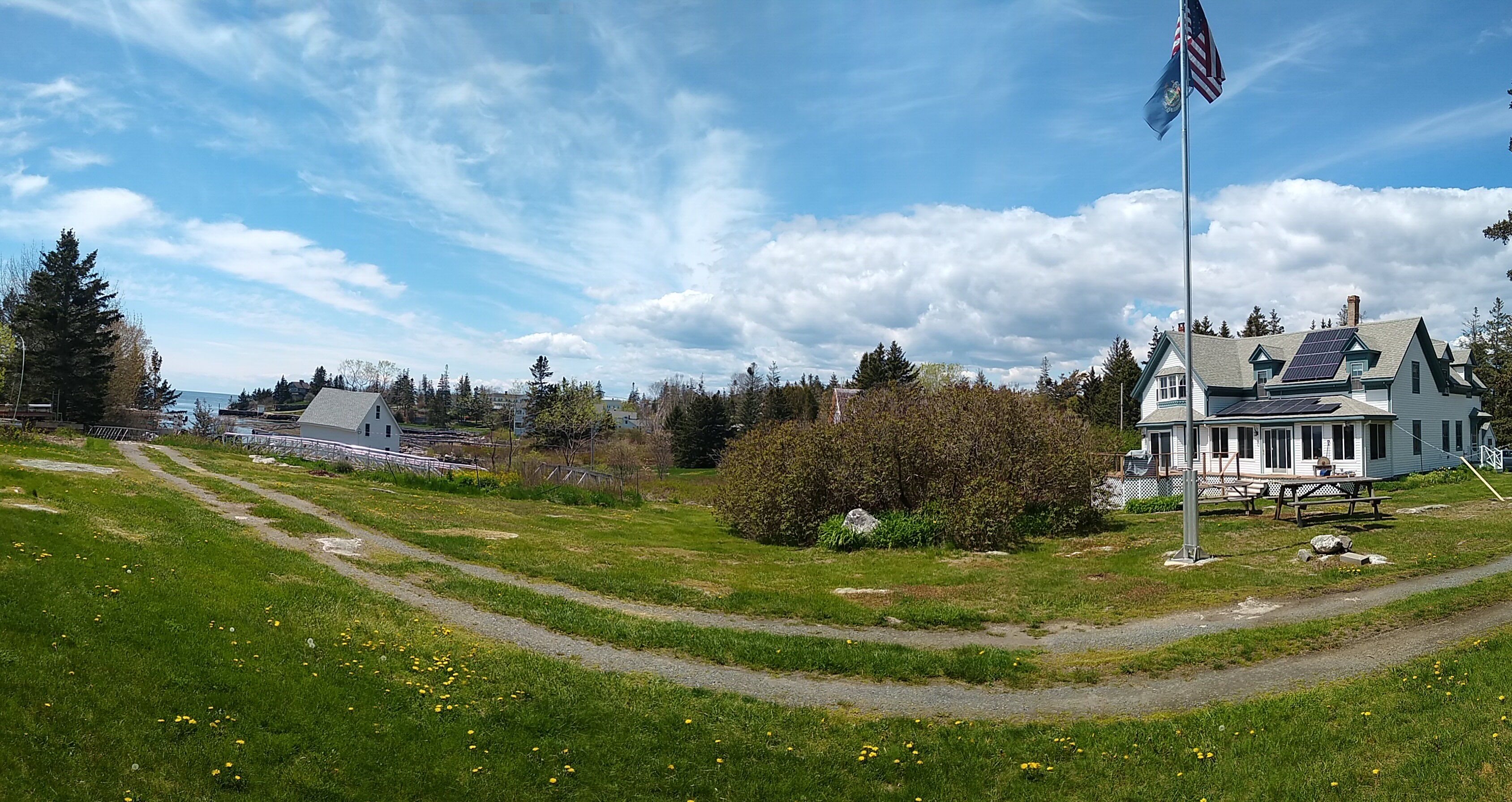 4.875 kW(DC), Energizing Home & Town Landing Boathouse - Southport Island, Boothbay Region, Maine