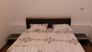 Apartament la curte Oana