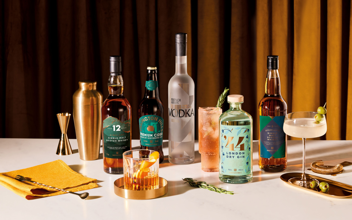 Co Op BWS CS 3200x2000px 0003 Co Op Irresistable