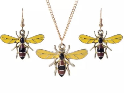 Conjunto joyería con diseño de abeja, chapados en oro