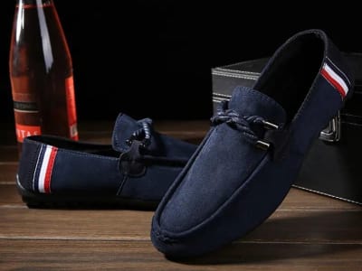 Mocasines para hombre, con detalle de cordón trenzado