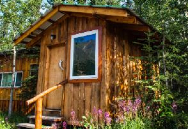 High Water Cabin with Shared Bathroom