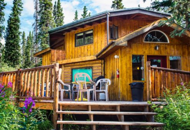 Oxbow Room with Shared Bathroom