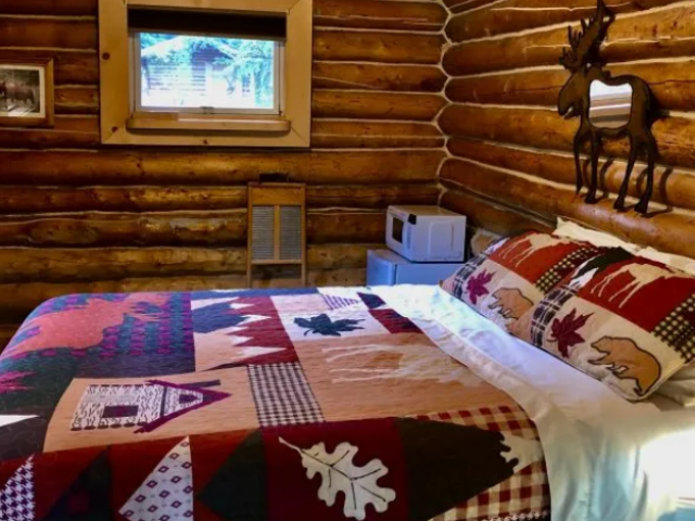 Shared Bath Cabins - Cabin #T