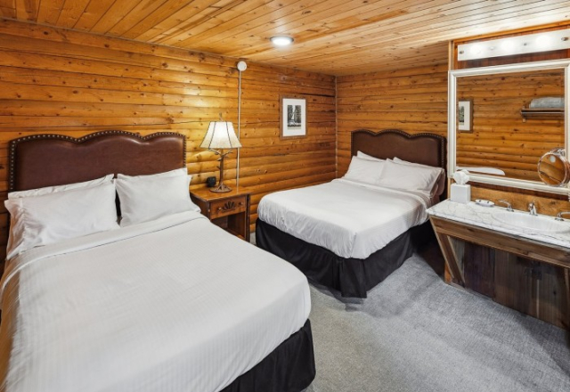 Standard Double Caribou Cabin