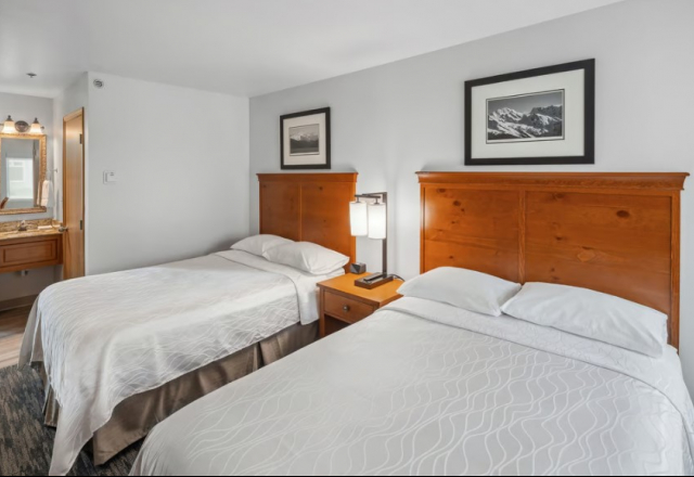 Standard Rooms - 1 Queen or 2 Doubles