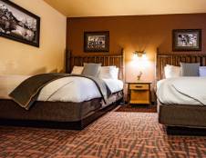 Settlers Rooms - 1 King or 2 Queens