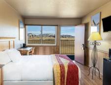 Standard - One Queen or One Double or Two Queens