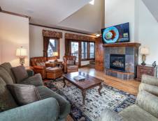 Premium Two Bedroom Lakefront Suite - Presidential Suite