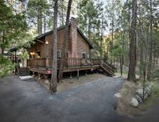 Grandma's Cabin (1 Bedroom Only), 34