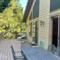 Black Pine Lodge at Fish Camp