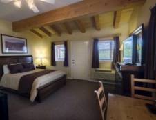 Connecting Queens - 2 Queens