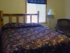 2 Room Cabin - 2 Queens & 1 Sofa Sleeper