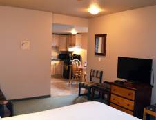 Full Kitchen 1 King Suite