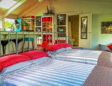 Panorama Room - 2 Queens & 1 Daybed